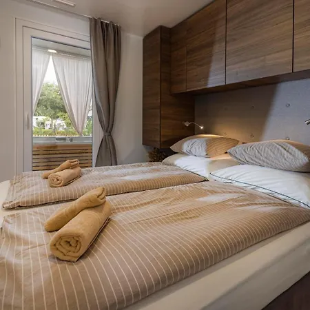Superior - Private Heated Pool - Jacuzzi - Breakfast In Pool Apartamento